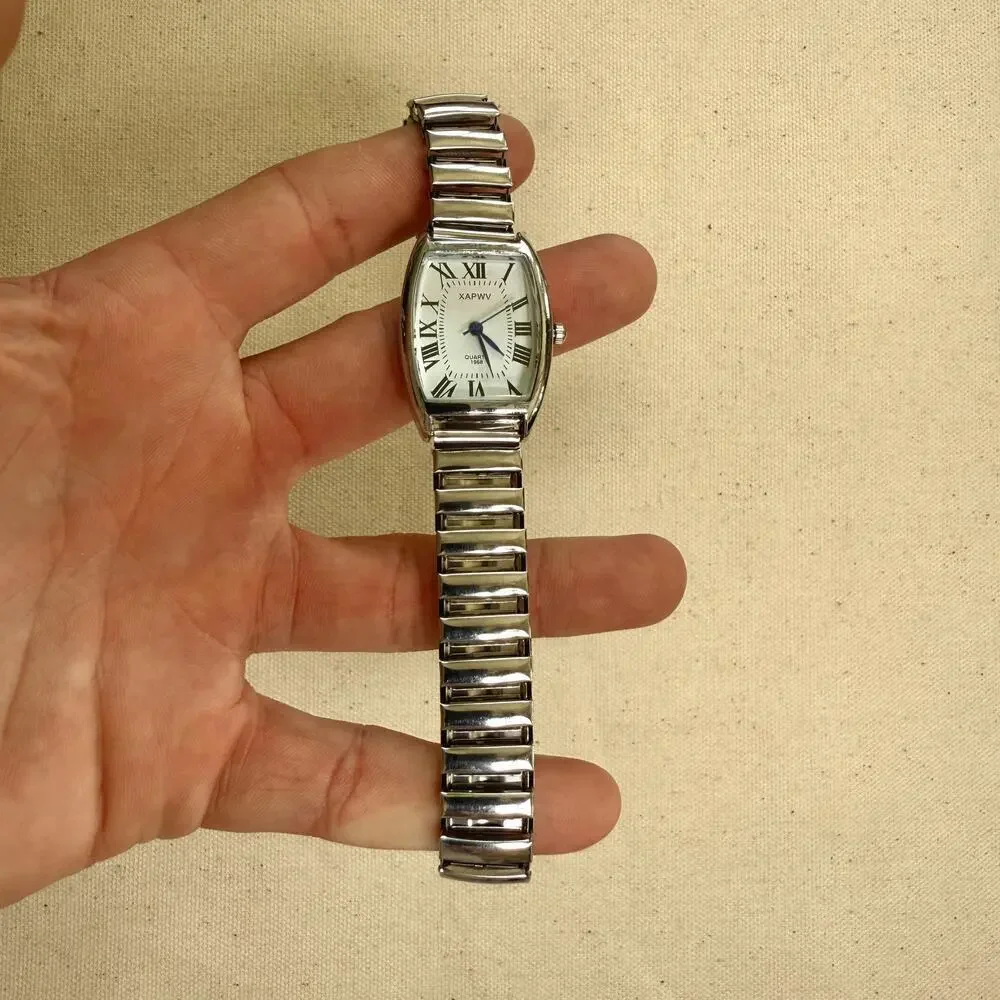 Y2K Silver Roman Numeral Quartz Watch Vintage Style Unisex 8.5